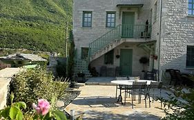 Aristi Boutique Stonehouse With Attic