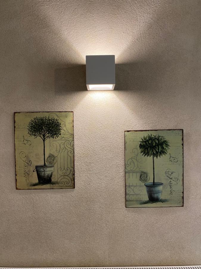 Appartement Aristi Boutique Stonehouse With Attic Extérieur photo