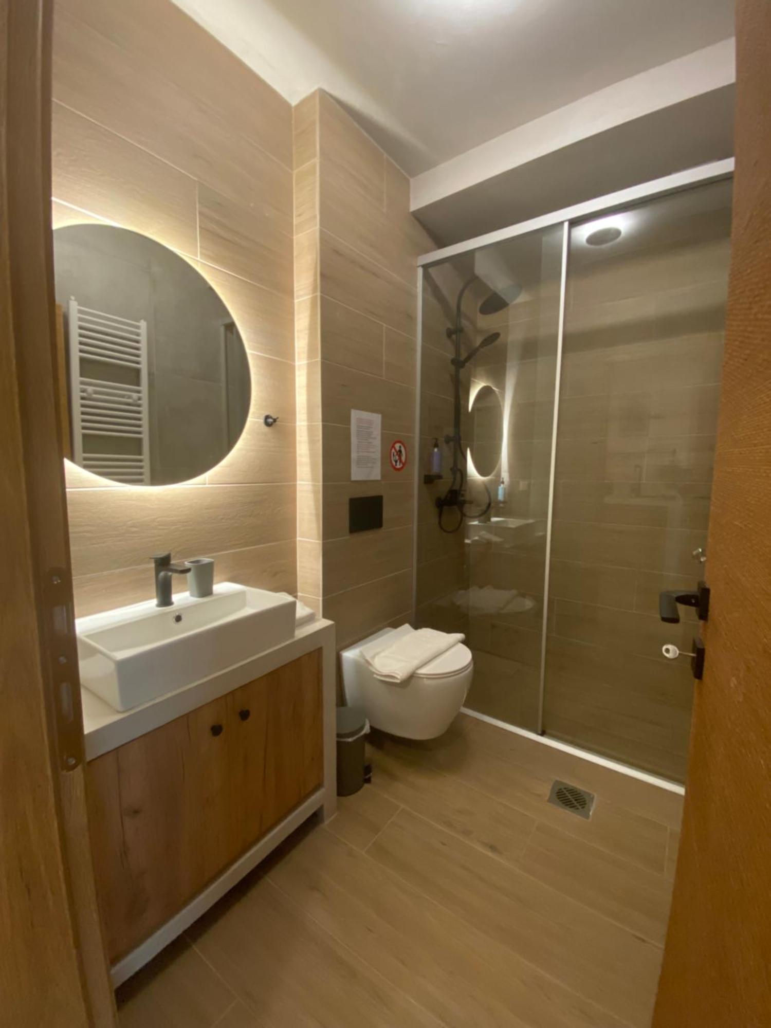 Appartement Aristi Boutique Stonehouse With Attic Extérieur photo