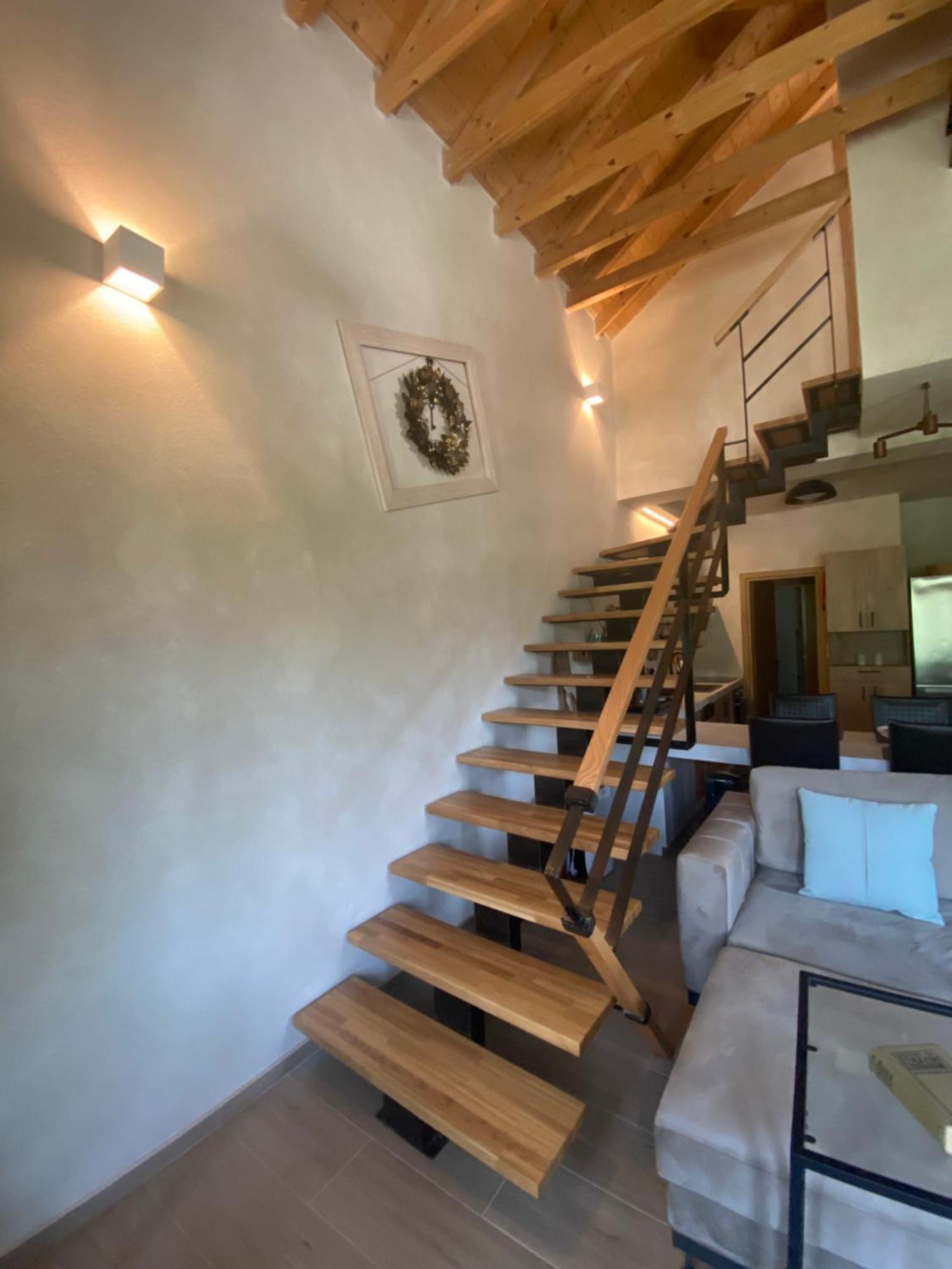 Appartement Aristi Boutique Stonehouse With Attic Extérieur photo