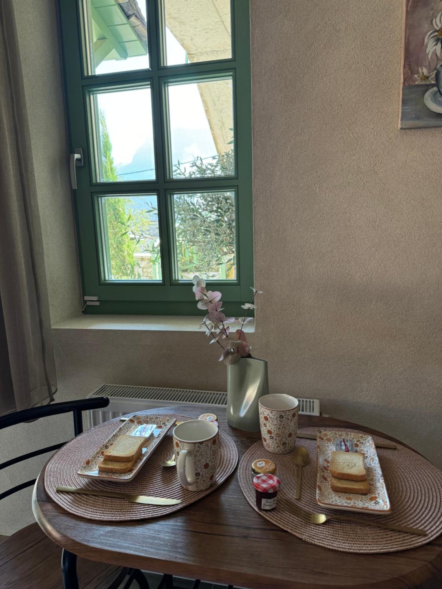 Appartement Aristi Boutique Stonehouse With Attic Extérieur photo