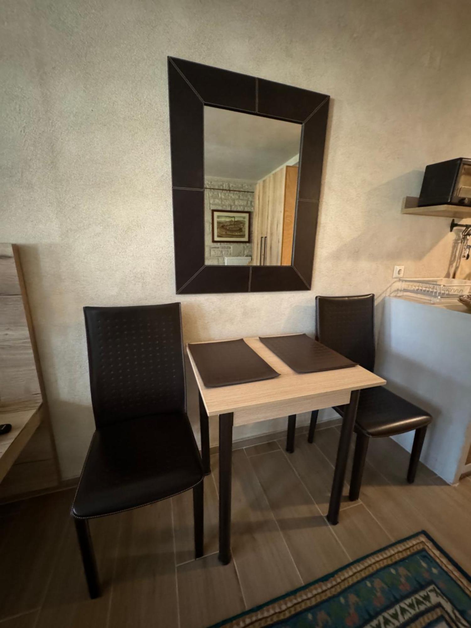 Appartement Aristi Boutique Stonehouse With Attic Extérieur photo