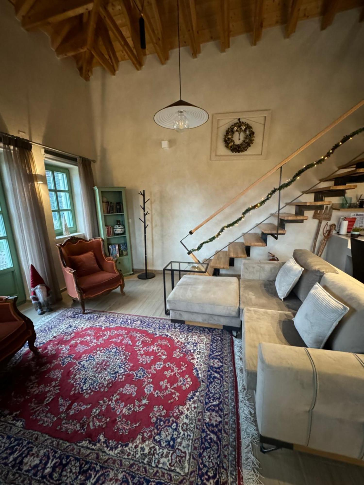 Appartement Aristi Boutique Stonehouse With Attic Extérieur photo