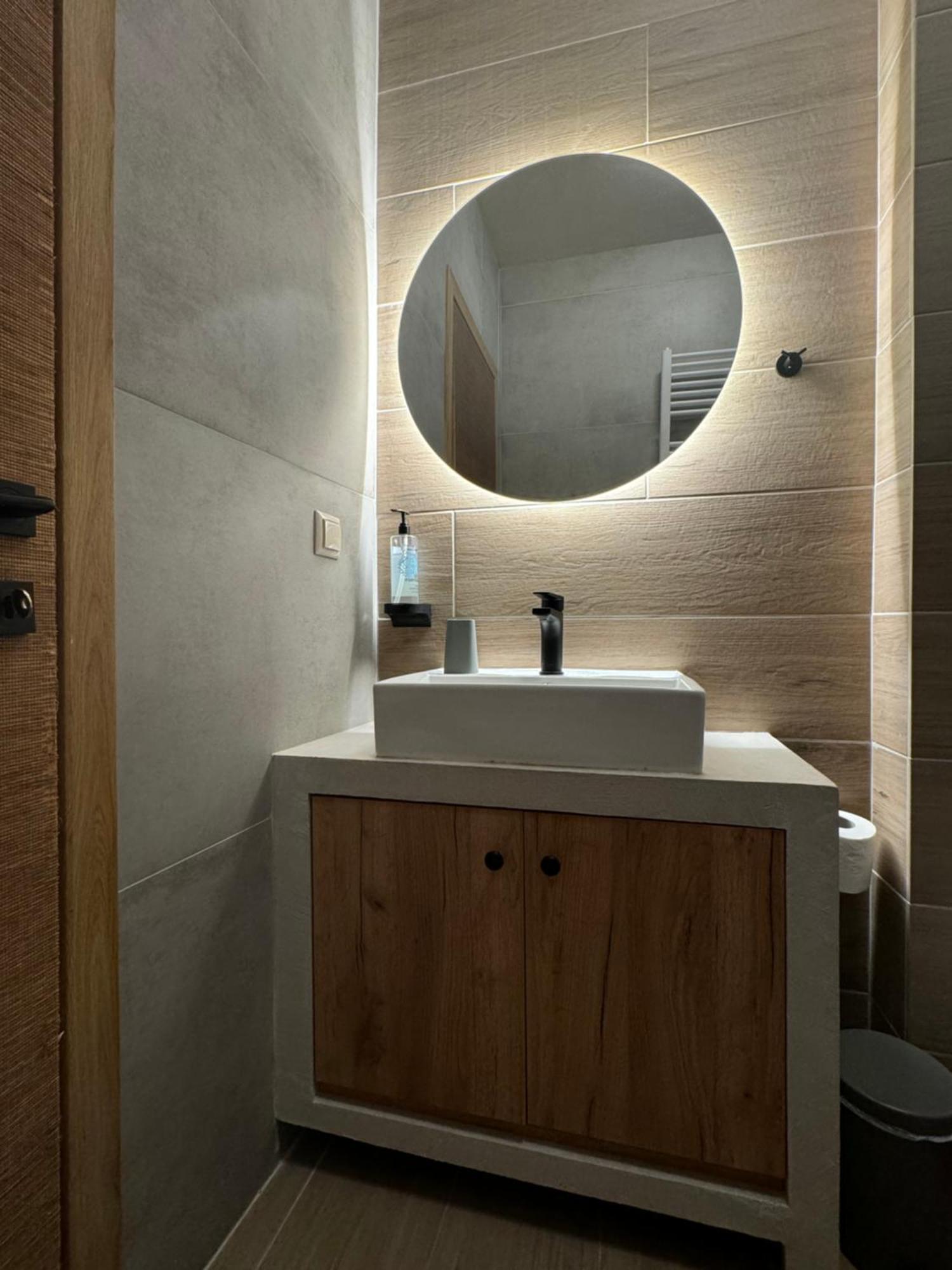 Appartement Aristi Boutique Stonehouse With Attic Extérieur photo